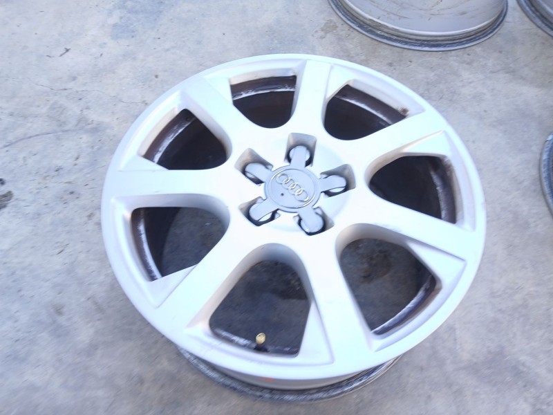 Recambio de llanta para audi q5 (8rb) 2.0 tdi quattro referencia OEM IAM 8R0601025G X1 17 PULGADAS