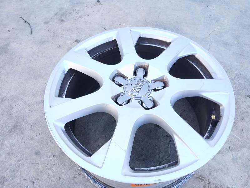 Recambio de llanta para audi q5 (8rb) 2.0 tdi quattro referencia OEM IAM 8R0601025G X1 17 PULGADAS