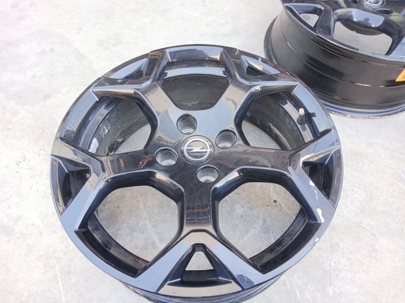 Recambio de llanta para opel crossland x / crossland (p17, p2qo) 1.5 (75) referencia OEM IAM 39216684 X1 17 PULGADAS