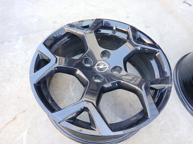 Recambio de llanta para opel crossland x / crossland (p17, p2qo) 1.5 (75) referencia OEM IAM 39216684 X1 17 PULGADAS