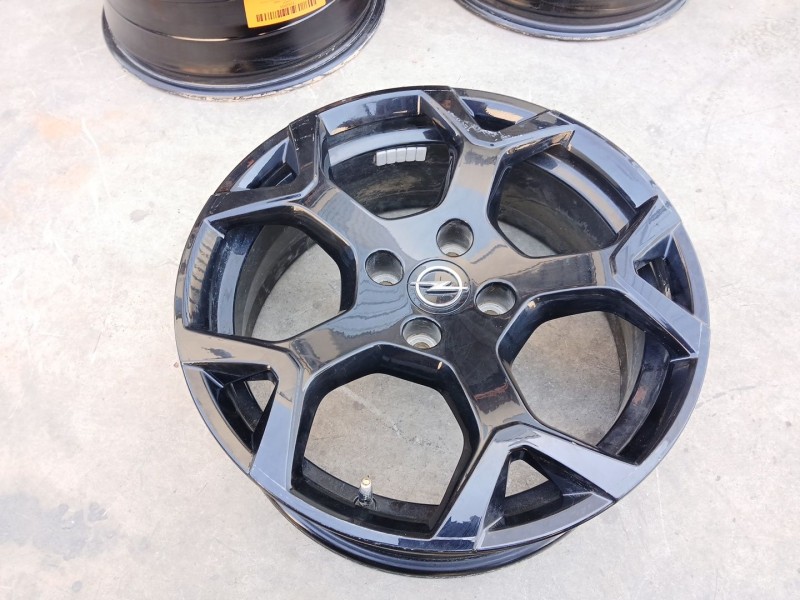 Recambio de llanta para opel crossland x / crossland (p17, p2qo) 1.5 (75) referencia OEM IAM 39216684 X1 17 PULGADAS