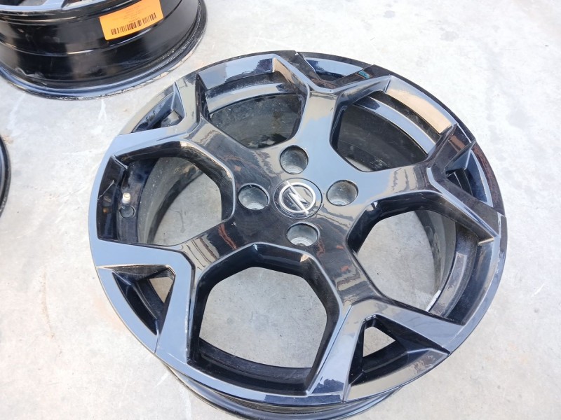 Recambio de llanta para opel crossland x / crossland (p17, p2qo) 1.5 (75) referencia OEM IAM 39216684 X1 17 PULGADAS