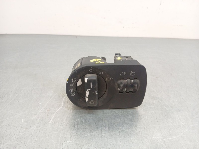 Recambio de mando luces para audi a3 sportback (8p) 1.6 fsi attraction referencia OEM IAM 8p1941531q  