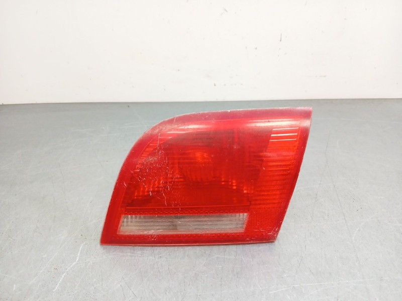 Recambio de piloto trasero derecho interior para audi a3 sportback (8p) 1.6 fsi attraction referencia OEM IAM   