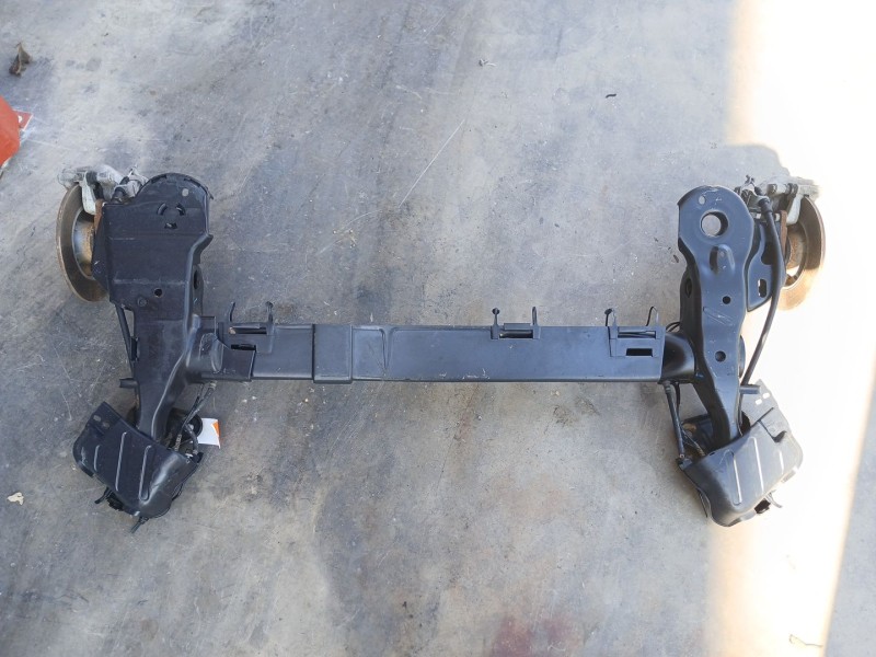 Recambio de puente trasero para opel crossland x / crossland (p17, p2qo) 1.5 (75) referencia OEM IAM   