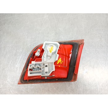 Recambio de piloto trasero izquierdo interior para audi a3 sportback (8p) 1.6 fsi attraction referencia OEM IAM 8p4945093b  