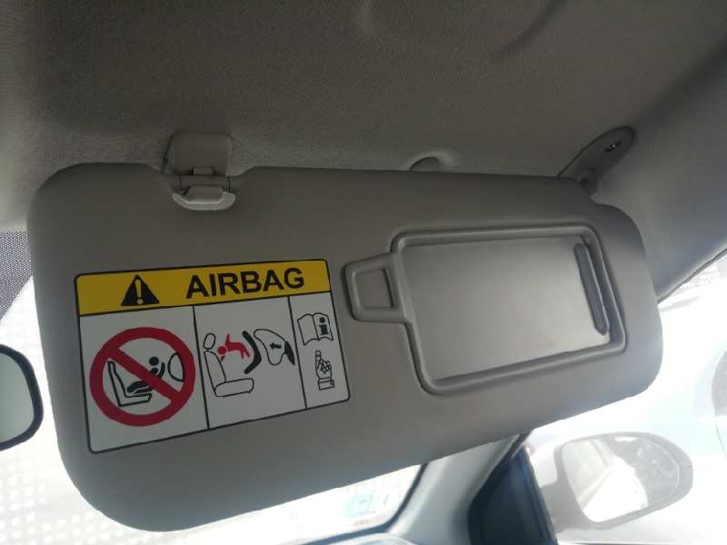 Recambio de parasol derecho para kia rio 1.0 t-gdi hybrid referencia OEM IAM 85220H8050BF3  