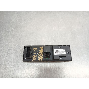 Recambio de mando elevalunas delantero izquierdo para maxus edeliver 3 furgoneta electric referencia OEM IAM c00100373  