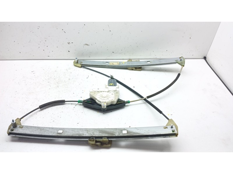 Recambio de elevalunas delantero izquierdo para audi q5 (8rb) 2.0 tdi quattro referencia OEM IAM 8R0837461H  
