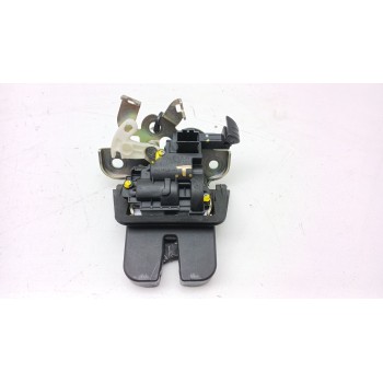 CERRADURA MALETERO / PORTON 8R0827505A 