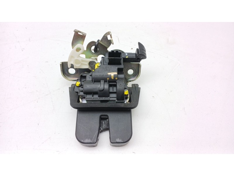 Recambio de cerradura maletero / porton para audi q5 (8rb) 2.0 tdi quattro referencia OEM IAM 8R0827505A  
