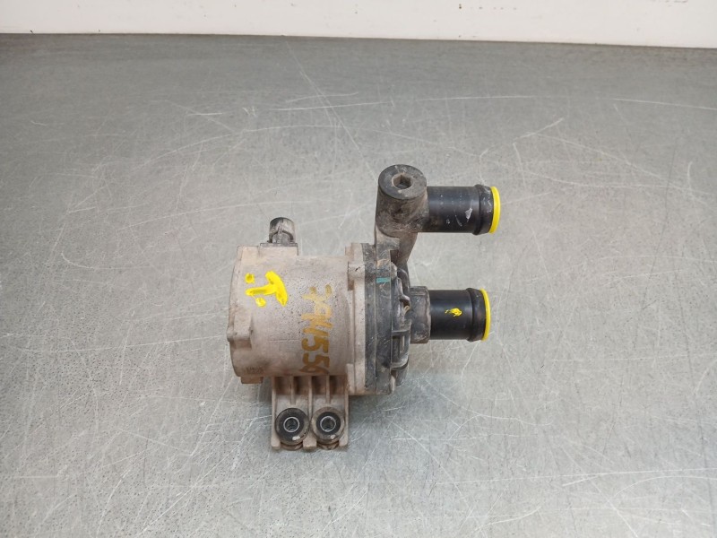 Recambio de bomba agua para maxus edeliver 3 furgoneta electric referencia OEM IAM C00096065  