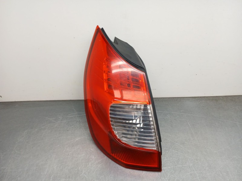 Recambio de piloto trasero izquierdo para renault grand scénic ii (jm0/1_) 1.9 dci (jm14) referencia OEM IAM 8200474328b  