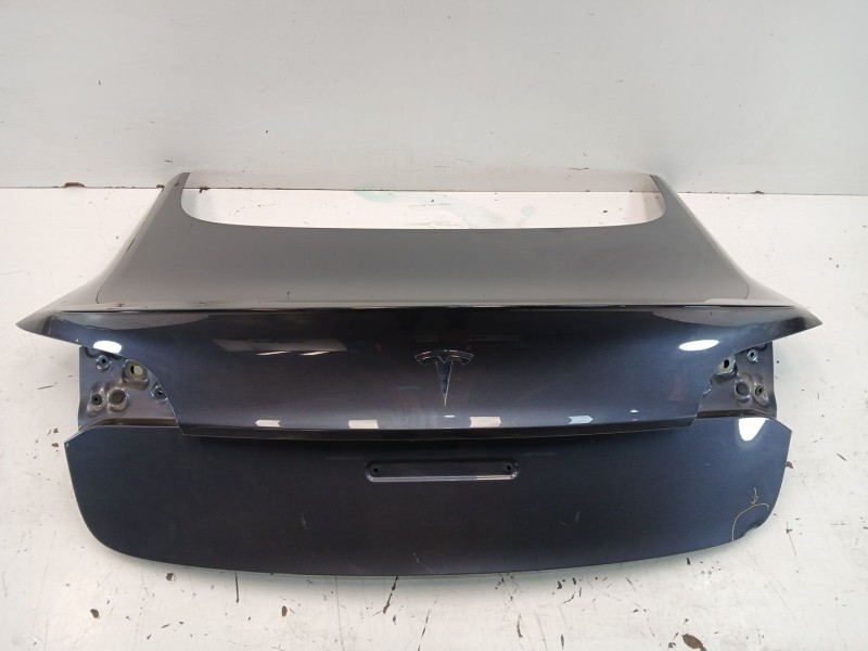Recambio de tapa maletero para tesla model 3 ev referencia OEM IAM 1714928ECB  