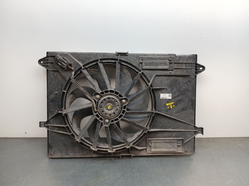 Recambio de electroventilador para maxus edeliver 3 furgoneta electric referencia OEM IAM c00127570  