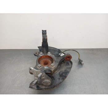 Recambio de mangueta delantera derecha para toyota auris hybrid active referencia OEM IAM 4321105090  