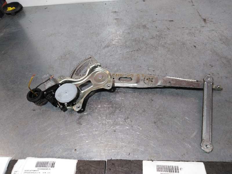 Recambio de elevalunas delantero derecho para toyota rav 4 (a3) executive referencia OEM IAM 8571035180 ELECTRICO 2 PIN 