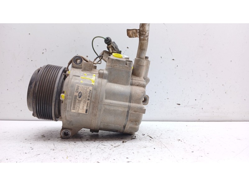 Recambio de compresor aire acondicionado para land rover range rover (lm) v8 td vogue referencia OEM IAM JPB500221  