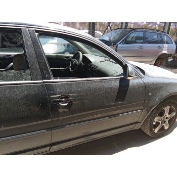 Recambio de puerta delantera derecha para skoda superb i (3u4) 1.9 tdi referencia OEM IAM 3B4831052BE  