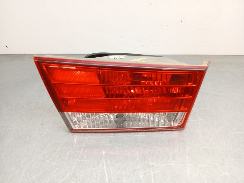 Recambio de piloto trasero izquierdo interior para hyundai sonata v (nf) 2.0 crdi referencia OEM IAM 924033K020  