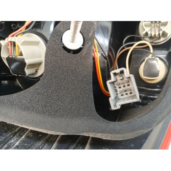 Recambio de piloto trasero derecho para ford fiesta vi (cb1, ccn) 1.25 referencia OEM IAM 1709552 c1bb13404aa 