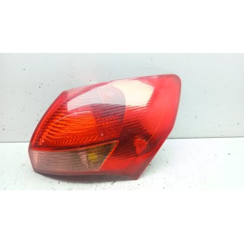 PILOTO TRASERO DERECHO 92402-1P000 924021P000 