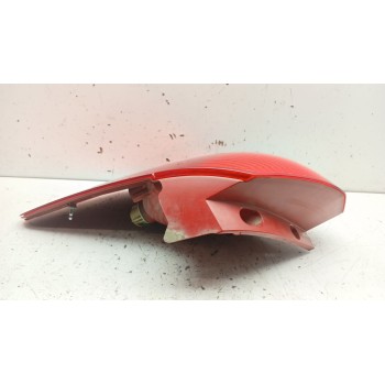 Recambio de piloto trasero derecho para kia venga (yn) 1.4 crdi 90 referencia OEM IAM 92402-1P000 924021P000 