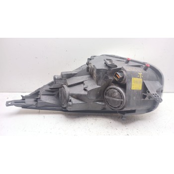 Recambio de faro derecho para kia venga (yn) 1.4 crdi 90 referencia OEM IAM 030125720200  