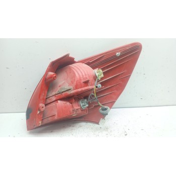 Recambio de piloto trasero izquierdo para kia venga (yn) 1.4 crdi 90 referencia OEM IAM 92401-1P000 924011P000 