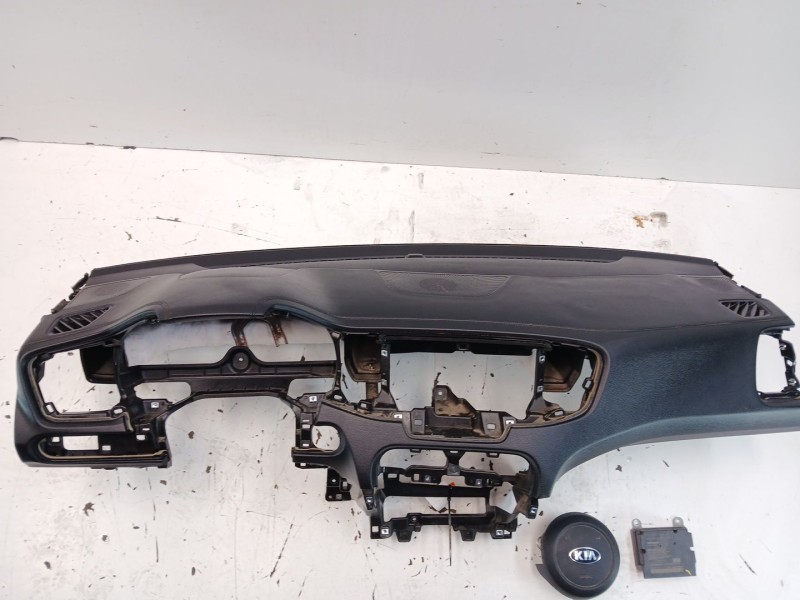Recambio de kit airbag para kia ceed gt referencia OEM IAM 84710J7AA0  