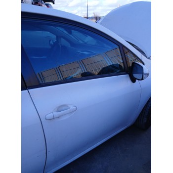 Recambio de puerta delantera derecha para toyota auris (_e15_) 1.4 d-4d (nde150_) referencia OEM IAM 6700102260  