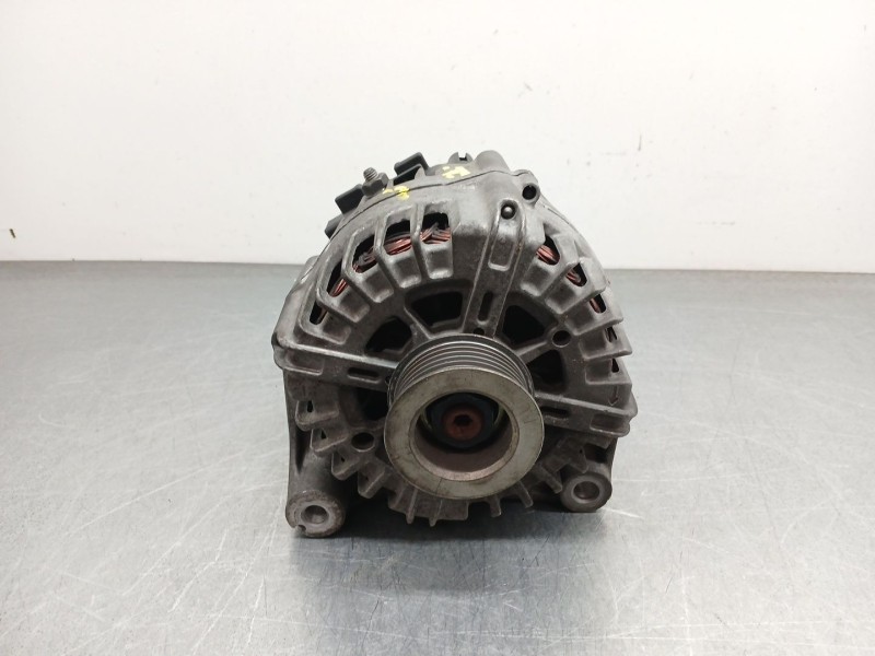 Recambio de alternador para bmw 3 touring (e91) 320 d referencia OEM IAM 7802261ai04 fg18s019 