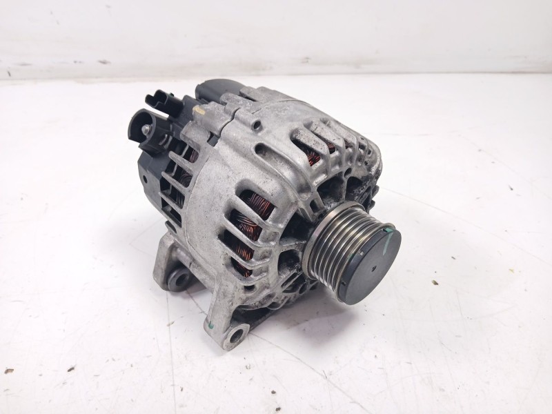 Recambio de alternador para peugeot 3008 i monospace (0u_) 1.2 referencia OEM IAM 9818677980 / 1608064580  