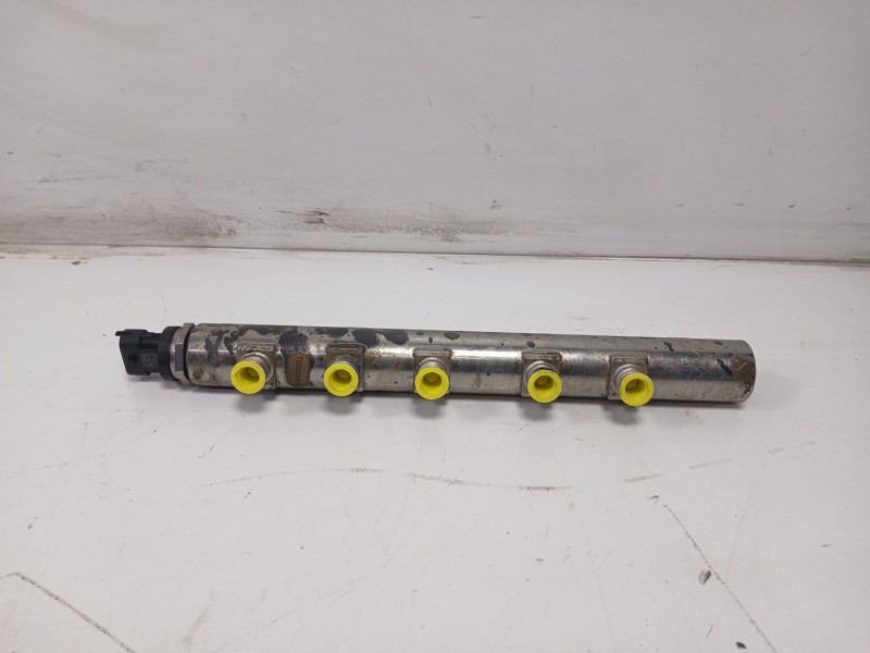 Recambio de rampa inyectora para opel zafira / zafira family b (a05) 1.9 cdti (m75) referencia OEM IAM 0445214095  