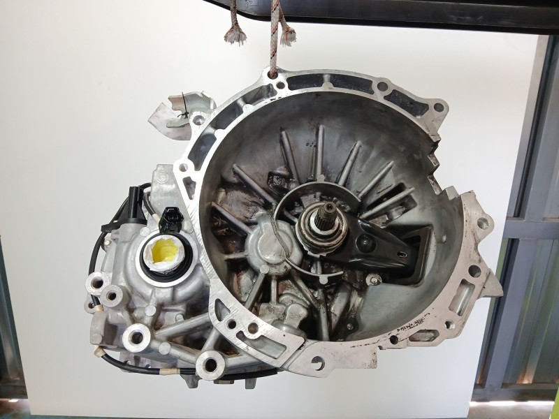 Recambio de caja cambios para mazda 6 hatchback (gh) 1.8 mzr referencia OEM IAM 8TF0614B14 0TF0610923 
