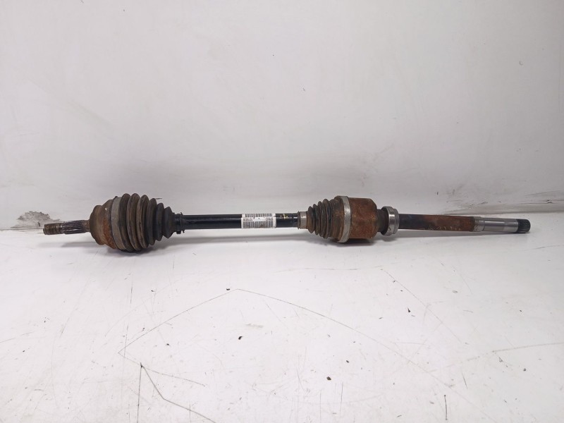 Recambio de transmision delantera derecha para citroën c3 iii (sx) 1.2 thp 110 referencia OEM IAM 9801048680  