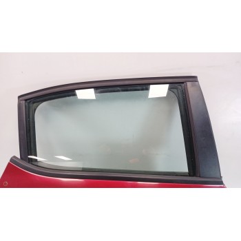 Recambio de puerta trasera derecha para citroën c3 iii (sx) 1.2 vti 82 lpg referencia OEM IAM 9812254880  