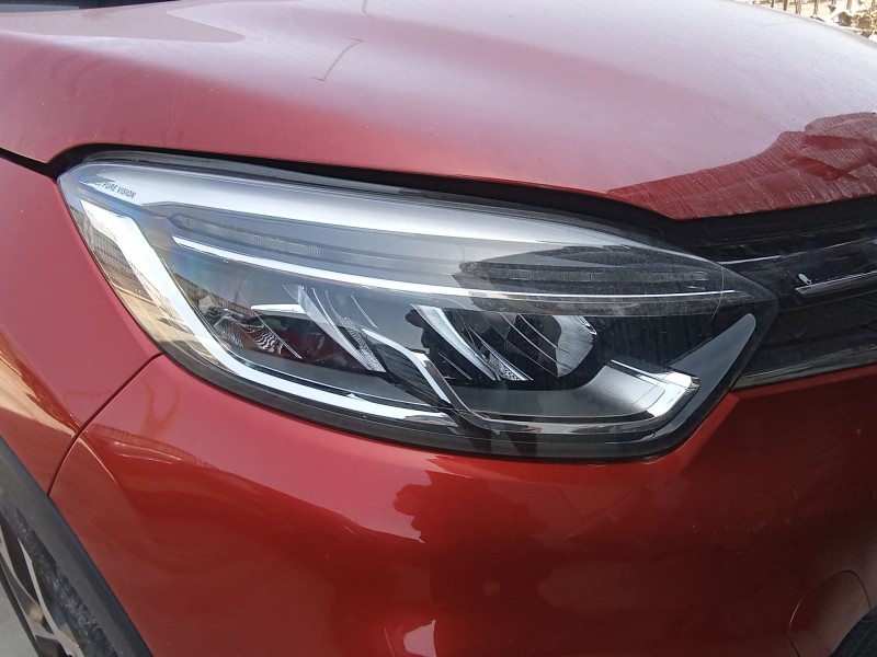 Recambio de faro derecho para renault captur i (j5_, h5_) 1.3 tce 150 (j5nk, j5js) referencia OEM IAM 260105066R  