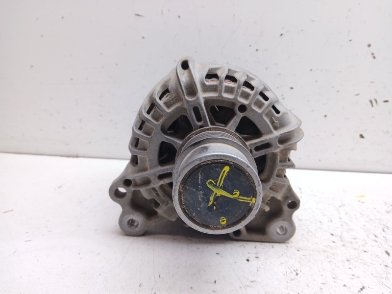 Recambio de alternador para volkswagen golf vii lim. advance bluemotion tech. referencia OEM IAM 04E903015A 04e903015 2715542c