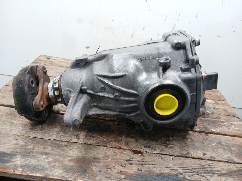 Recambio de diferencial trasero para bmw serie 5 touring (f11) 525d referencia OEM IAM 758445205  
