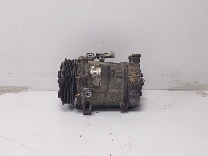 Recambio de compresor aire acondicionado para saab 9-3 station wagon (e50) 1.9 ttid referencia OEM IAM SD7V16  