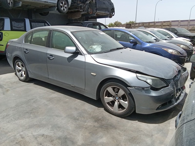 BMW 5 (E60)
