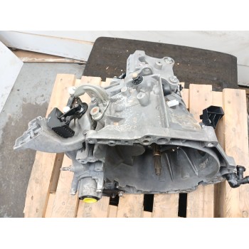 Recambio de despiece caja cambios para citroën c3 iii (sx) 1.2 thp 110 referencia OEM IAM 20XT02  