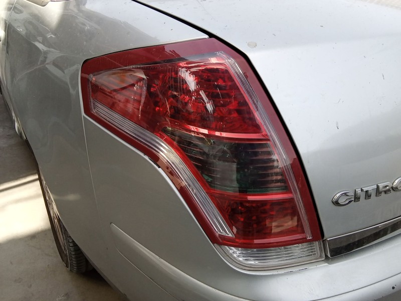 Recambio de piloto trasero izquierdo para citroën c4 i sedán 1.6 hdi referencia OEM IAM 6350CQ  