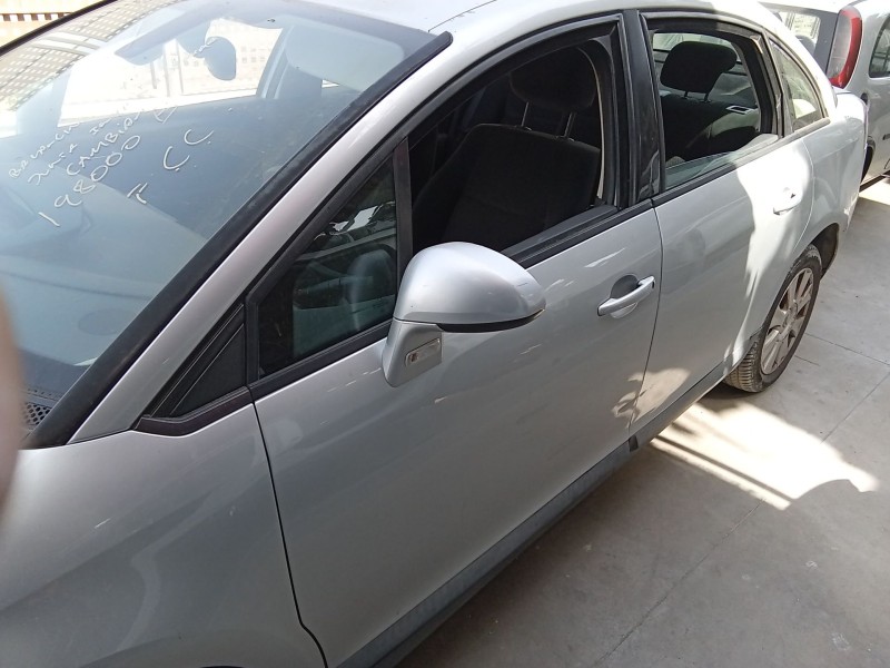 Recambio de puerta delantera izquierda para citroën c4 i sedán 1.6 hdi referencia OEM IAM 9002W0  