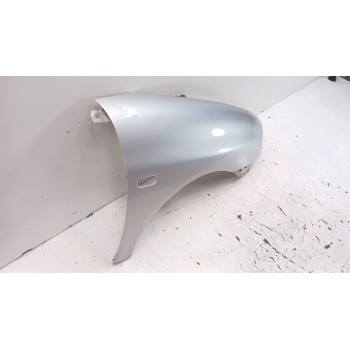 Recambio de aleta delantera derecha para seat ibiza iii (6l1) 1.9 tdi referencia OEM IAM 6L0821022C  