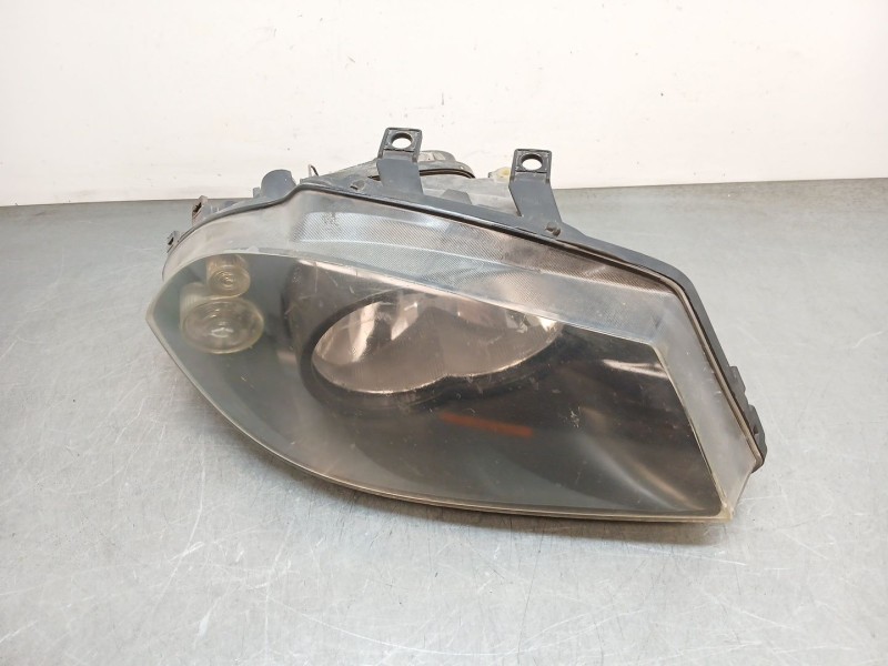Recambio de faro derecho para seat ibiza iii (6l1) 1.9 tdi referencia OEM IAM 6L1941022A  