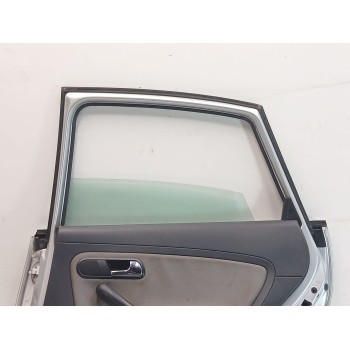 Recambio de puerta trasera derecha para seat ibiza iii (6l1) 1.9 tdi referencia OEM IAM 6L4833056T  