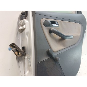 Recambio de puerta trasera derecha para seat ibiza iii (6l1) 1.9 tdi referencia OEM IAM 6L4833056T  