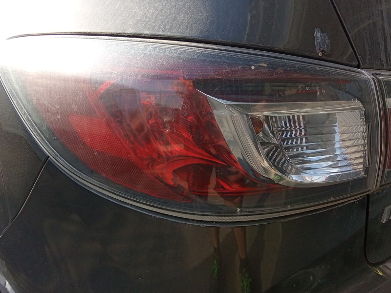 Recambio de piloto trasero izquierdo para mazda 3 sedán (bl) 1.6 mzr cd (bl12) referencia OEM IAM BBP251160E  